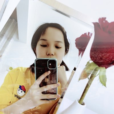 Profile Picture of Xuelan (@taylor_xl_zhao) on Twitter