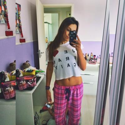 Profile Picture of Julia Benatti (@JuliaBlima2) on Twitter