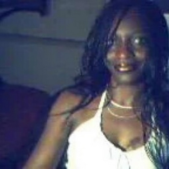 Profile Picture of Freeda D (@darshell77) on Poshmark