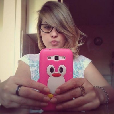 Profile Picture of Jess Taborda (@jesicatb) on Twitter