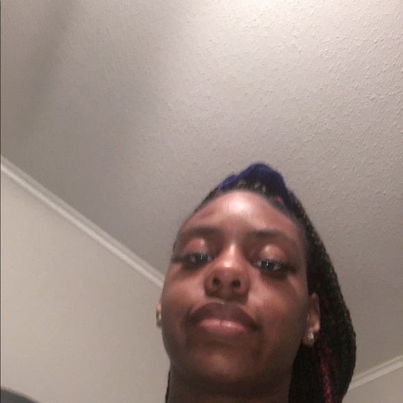 Profile Picture of Darrell Crawford (@deetooslimey) on Poshmark