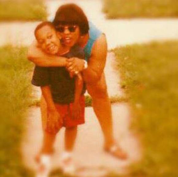 Profile Picture of D Gray (@dgray85) on Poshmark