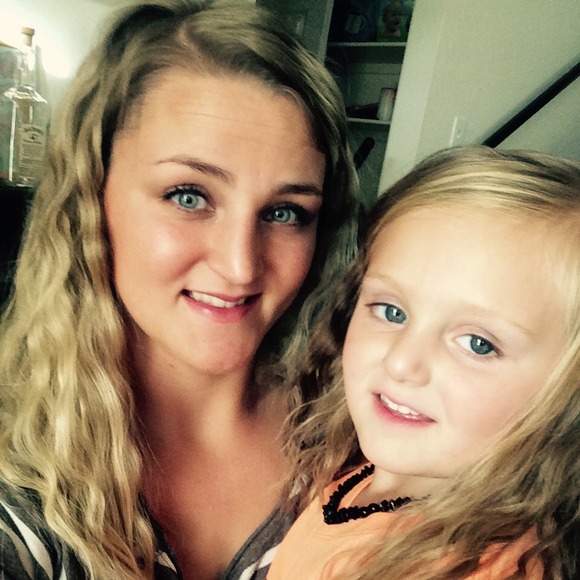 Profile Picture of Mandy Kopta (@mandykopta) on Poshmark