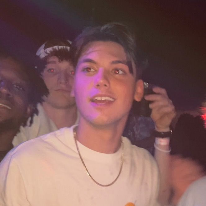 Profile Picture of Thomas (@thomasrobey) on Tiktok