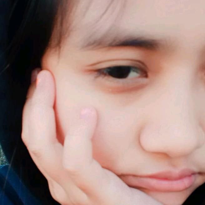 Profile Picture of LoriBerryYkYE (@loriberryykye) on Tiktok