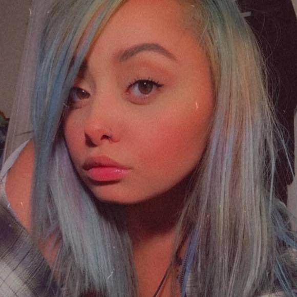 Profile Picture of Haven Hazard (@havenhazard0916) on Poshmark