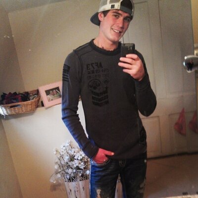 Profile Picture of Bryant Grimes (@GrimesBryant) on Twitter