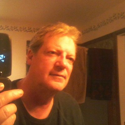 Profile Picture of Howard Vradenburgh (@HowardVradenbu1) on Twitter