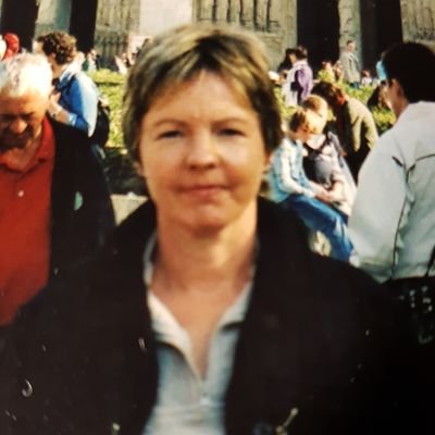 Profile Picture of Sue Davey (@SueDavey1) on Twitter