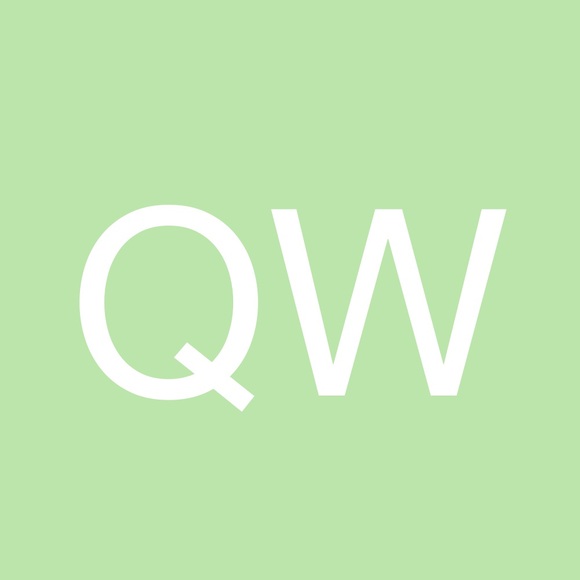 Profile Picture of Quinnetta Weir (@quinnetta01) on Poshmark