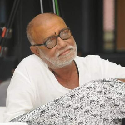 Profile Picture of Morari Bapu (@ShreeMorariBapu) on Twitter
