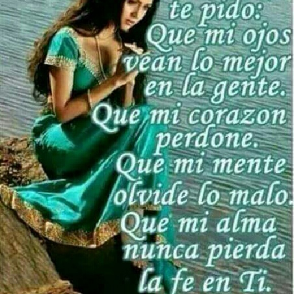 Profile Picture of Fely Escobar (@fescobar28) on Poshmark