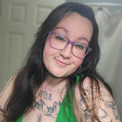 Profile Picture of Amanda Maye (@dykeonfire) on Youtube