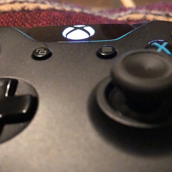 Profile Picture of Mark Perez (@perezmark34) on Poshmark