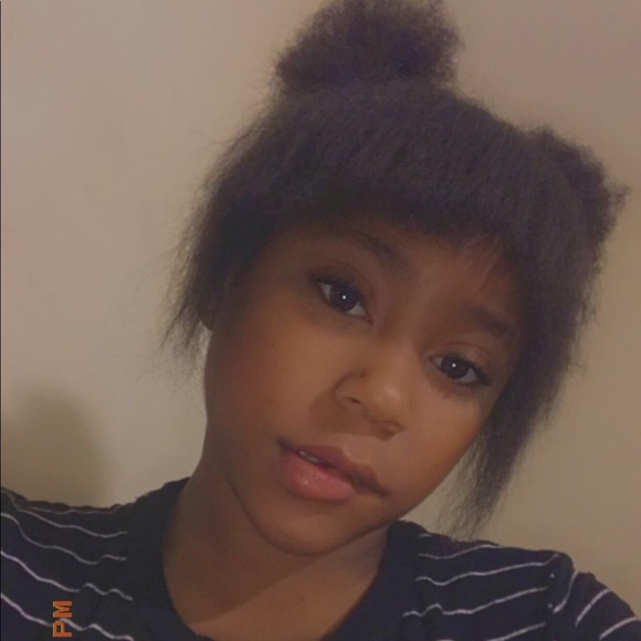 Profile Picture of Aaliyah Thompson (@fineassliyah) on Poshmark