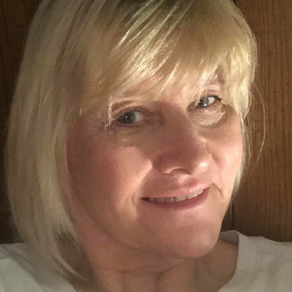 Profile Picture of Rita Garriott (@ritagarriott1) on Poshmark