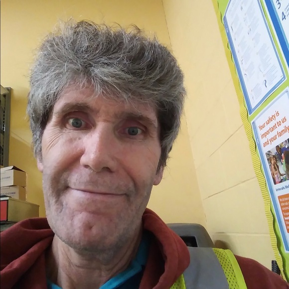 Profile Picture of Bobby Barker (@bobbybarker745) on Poshmark