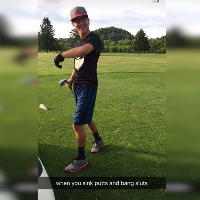 Profile Picture of Ron (@W77ALEX) on Twitter