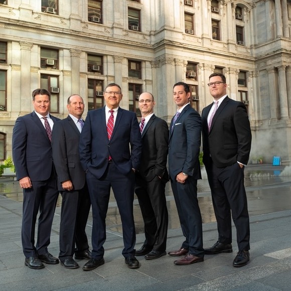 Profile Picture of Mike Spear (@lspearl) on Poshmark