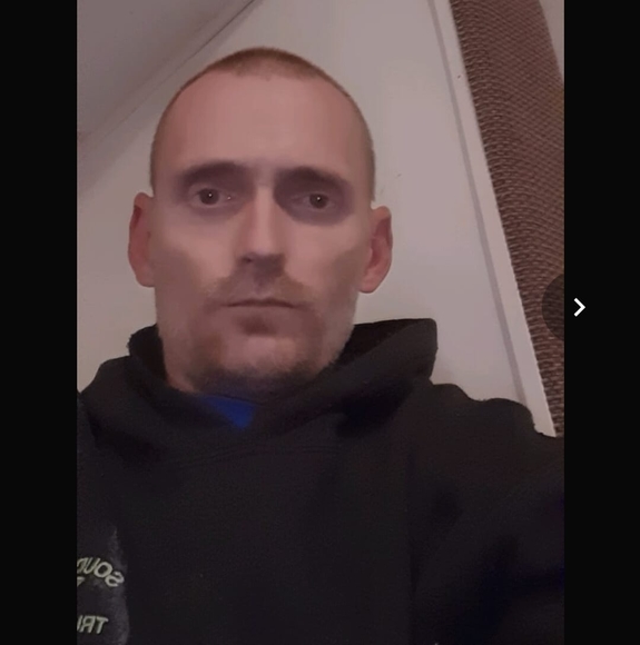 Profile Picture of Jason Reinert (@jasonreinert) on Poshmark