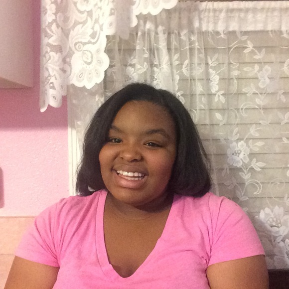 Profile Picture of D'asia Hagan (@dasianycole) on Poshmark