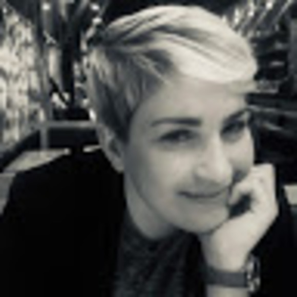 Profile Picture of Juliane Ramadan (@jramadan89) on Poshmark