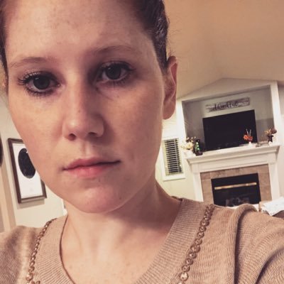 Profile Picture of Rochelle Van Hart (@RocLobster) on Twitter