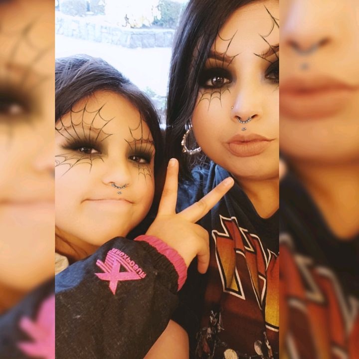 Profile Picture of Maxine and Carly (@maxine.carly) on Tiktok