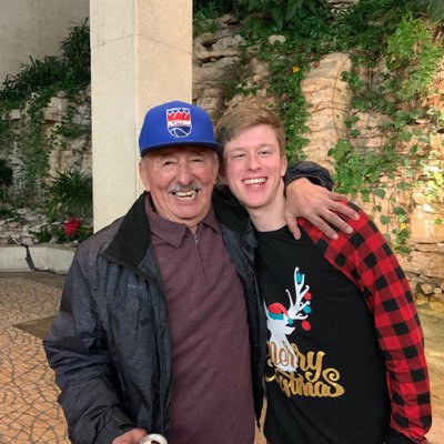 Profile Picture of Andrew Valdivia (@AValdivia816) on Twitter