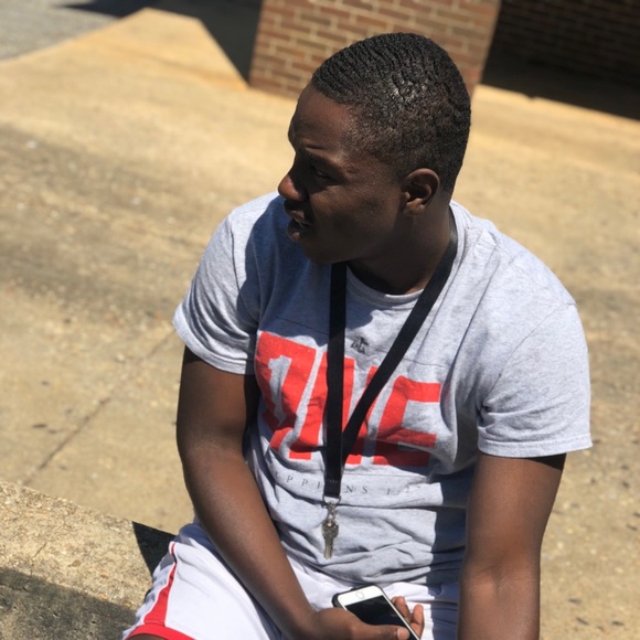 Profile Picture of Darius Crapps (@4darius1k) on Poshmark