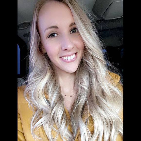 Profile Picture of Jaime Watts (@jdwatts) on Poshmark