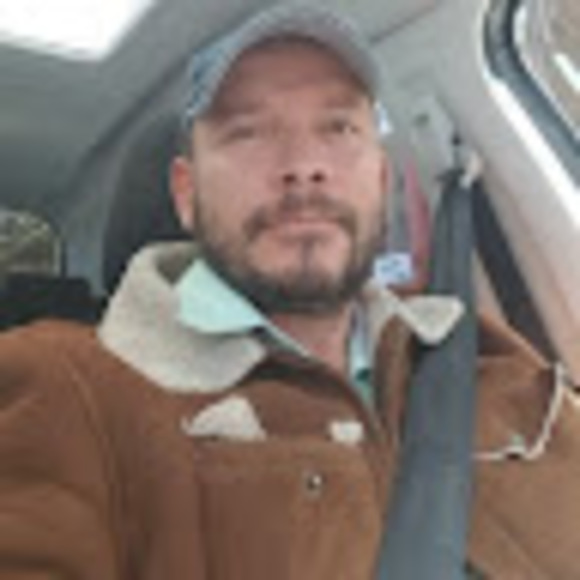 Profile Picture of Sebastian Chiriboga (@schoriboga) on Poshmark