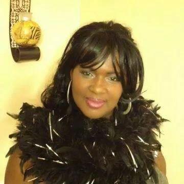 Profile Picture of Lynette Lowman (@LynetteScott41) on Twitter
