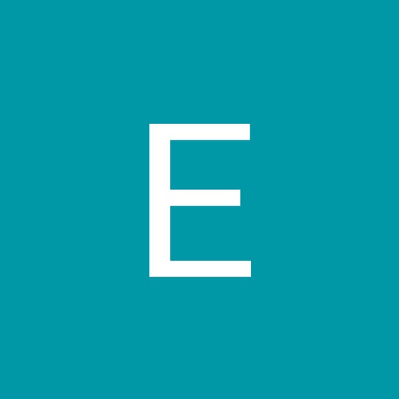 Profile Picture of Eva Zepeda (@ezepeda64) on Poshmark