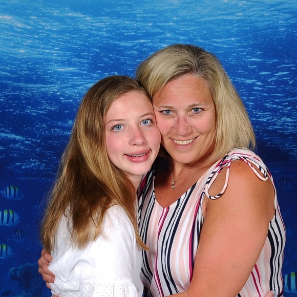 Profile Picture of Janet Davis (@janjandavis) on Poshmark