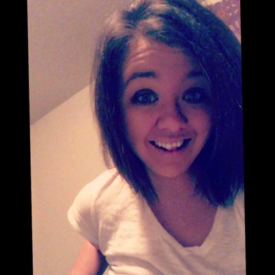 Profile Picture of Jessi Pierce (@Jess_Renee87) on Twitter