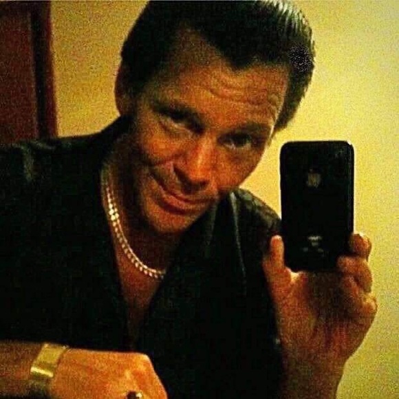 Profile Picture of Joe Mrozinski (@jmozz60) on Poshmark