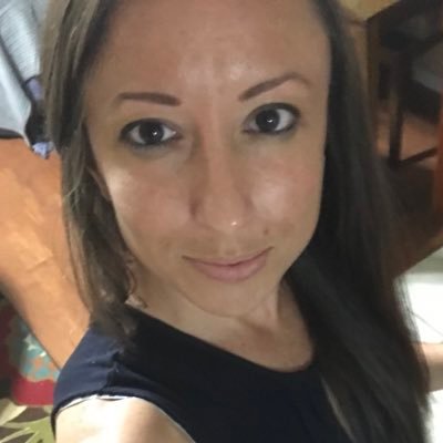 Profile Picture of Carmen Ponce (@carmenehune) on Twitter