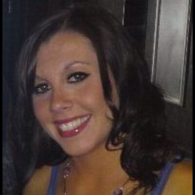 Profile Picture of Vicky Curry (@vicksta15) on Twitter