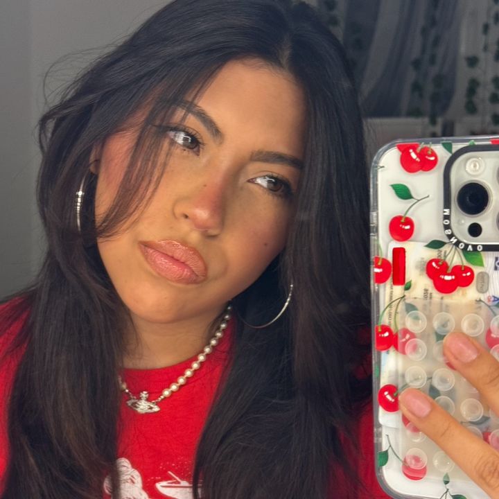 Daniela Estefania - Tiktok Profile Picture of Daniela Estefania (@daniela_estefaniaa) on Tiktok