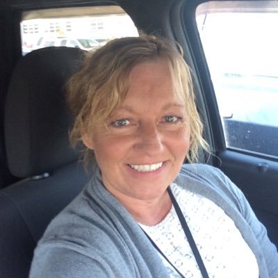 Profile Picture of Lynn Ivey (@turvymom) on Twitter