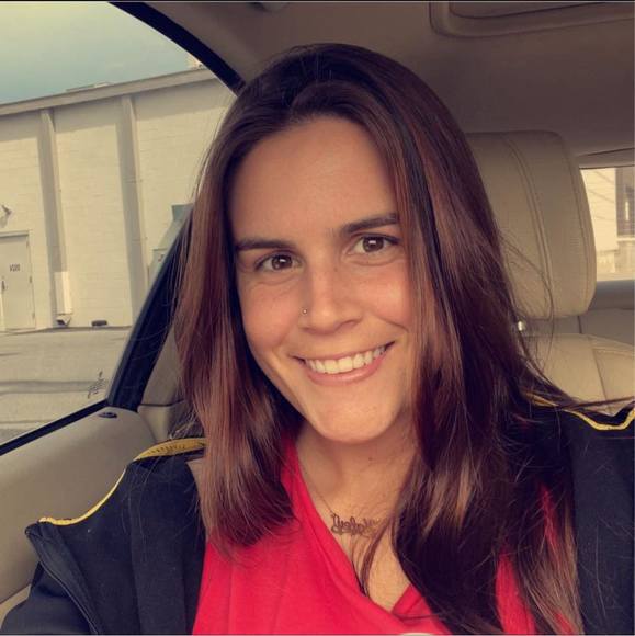 Profile Picture of Haley Kirinsky (@hkirinsky) on Poshmark