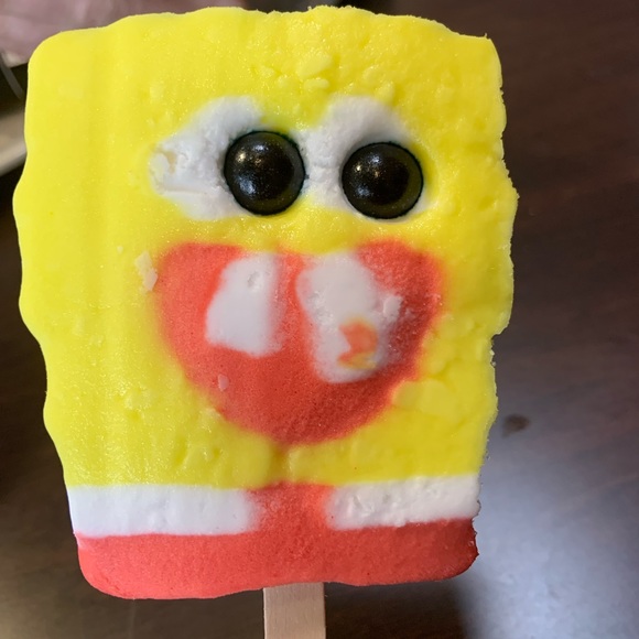 Profile Picture of Andrew Daniels (@stretch3420) on Poshmark