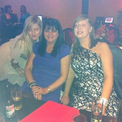 Profile Picture of Sandra (@SandraKeating28) on Twitter