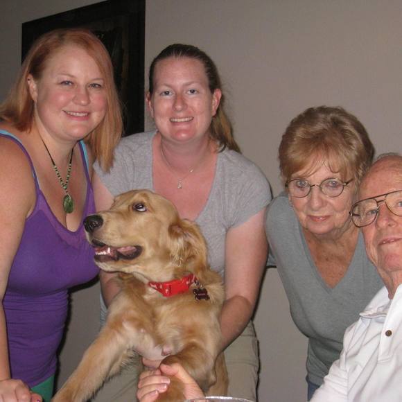 Profile Picture of Lauren Schaubert (@laurenschaubert) on Poshmark