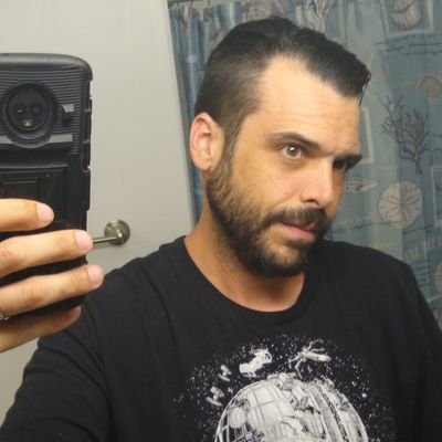 Profile Picture of Jon Knapp (@jknapp12) on Twitter