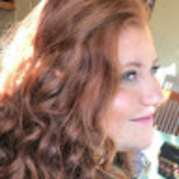 Profile Picture of Toby Ehrenfeld (@buzzybee833) on Poshmark