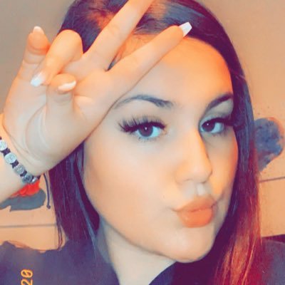 Profile Picture of 𝕒𝕟𝕟𝕒 𝕓𝕒𝕟𝕒𝕟𝕒🍌 (@PiKlZ5) on Twitter