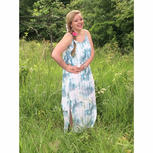 Bailey Grassley - Poshmark Profile Picture of Bailey Grassley (@baileygrassley) on Poshmark