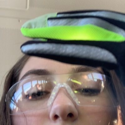 Profile Picture of Hazel Cody (@HazelCody3) on Twitter